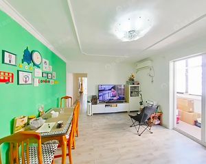 培新街乙5号院新上费用少两居室,视野好,对着小区里