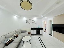 新出精装修两房 中间楼层 拎包入住