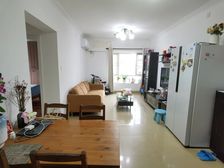 天诚广场 2 房 75.71 方 繁华地段 低密度