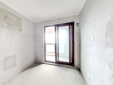 御官山三期 位置好,楼层好,配套齐全