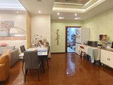 皇冠花园一期3室2厅2卫南朝向235.0万元/套出售