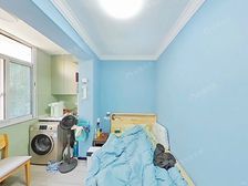 户型方正,精装修,产权清晰,诚意出售