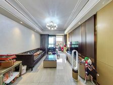 南北对流正规四房 视野开阔 装修保养好 12平方大阳台