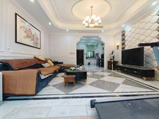 李家沱 典雅布莱顿庄园 精装联排别墅 4+1结构 带车位花园