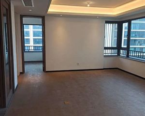 万科东潮之滨3室2厅2卫南朝向320.0万元/套出售