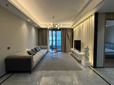 江北区 卓越皇后道 四房 178万