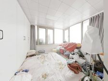 佣.金1% 保真 观园公寓一楼精装修带小院地采暖有免费停车场