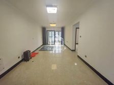 嘉和城塞纳北岸3房2厅95万