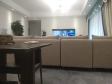 南岸区 荣盛华府一期 三房 160万