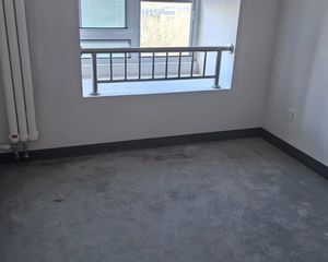 预计近期成交房源 百万佳苑 三居室 东南向 680万