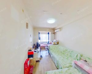 望京旁 高家园社区,高层观景,楼下地铁