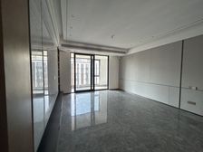 江万府5室2厅3卫南朝向1150.0万元/套出售