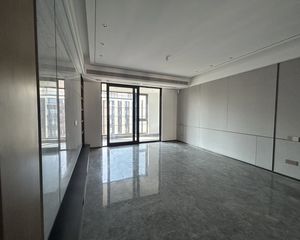 江万府5室2厅3卫南朝向1150.0万元/套出售