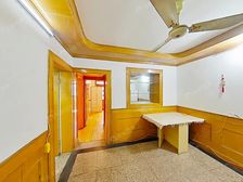 新出花园位置两房,低楼层,总价美丽,三不靠,看房方便