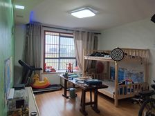 翠岛华庭 3房 850000.0 南北通透,VR房