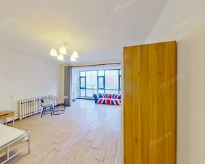 天通苑中苑南北通透精装4居室 商满五1层复式看房方便