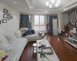 小城春秋5室2厅2卫南朝向156.0万元/套出售