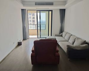 涌潮印3室2厅2卫南朝向268.0万元/套出售