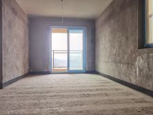 大渡口区 绿地城二期 三房 48万