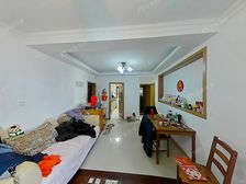 后排安静舒适 高区视野好 满五 看房方便