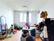 近18号线,电梯高层采光好,业主诚心出售,价格可谈