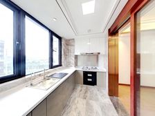 专做堇天府次新小区,精装未住人,采光很好小区环境优美