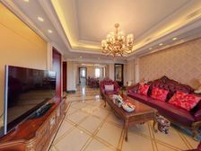 户型方正,精装修,位置好,房东诚心卖