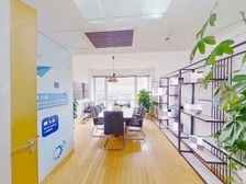 SOHO现代城D座东向复式两居室 满五唯一