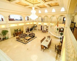 碧水庄园 独栋别墅 8室4厅 精装修
