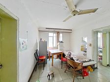 任何关于拼搏进步 电梯双南两房 像日月一样运转,永不停止