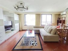 房型正气,现代风格,品质小区,三房朝南,交通便利,可接受置换