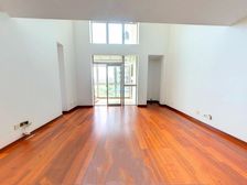 湖左岸一期7楼洋房顶复,客厅挑空,楼幢位置好观景房可看湖景