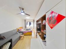 精装修,边套,低楼层,直接入住,业主诚意。