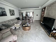 万科瑧山悦 8楼 精装保养好