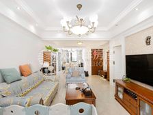 带产权车位 婚房装修拎包入住,诚意出售,看房方便