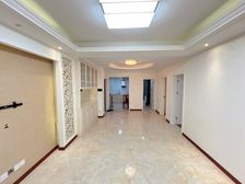 秀山湖壹号2房南精装真实好房