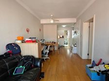 急:13号线出口,公园大润发旁,可改三房,满五维一,随时看房