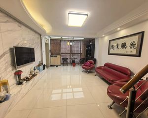 西堤阳光3室2厅2卫南朝向150.0万元/套出售