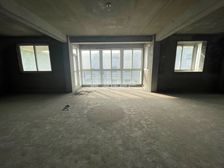 这个小区懂的人来!凤凰园 多层3楼 毛坯 4房2卫 户型好