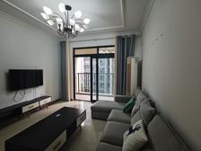 新壹站精装三房带大露台诚心出售