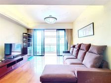 方方正正四房,朝南,户型和朝向都很好,中区,也很舒服