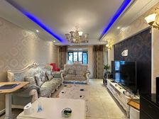 轻轨旁,住家精装三房,交通便利生活成熟