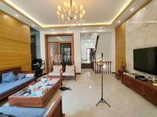 龙光普罗旺斯联排别墅 首+付150万 精装 双首层设计采光好