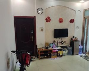 振兴里 永华南 十七中 一楼 朝南 层高3.5米