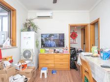 四轨交,南北通全明,位置安静,推窗见绿,采光佳,视野广阔