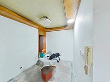 电梯房,视野开口,采光充足,交通便利,生活设施齐全