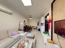 恒大明苑 精装修小三房 楼层比较好 自住 保养好