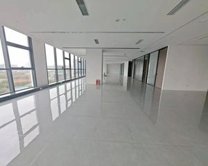 低物业 通上下水 不限业态户型方正 面积可组合 可按揭贷款