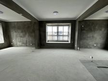 新兴岚湾小区3室2厅1卫南朝向92.0万元/套出售