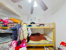 一楼带20平大天井,边套户型,看房方便